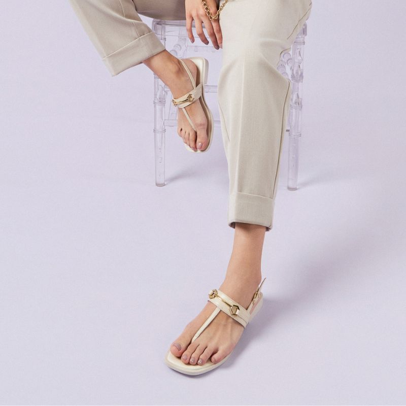 Sandália de Couro Cavezzale Off White 105451