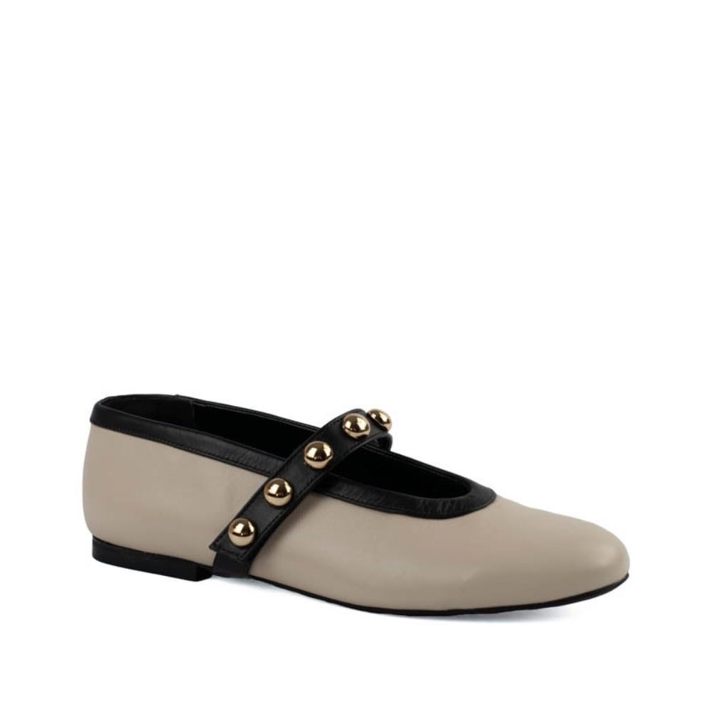 Sapatilha de Couro Cavezzale Off White/Preto 105103