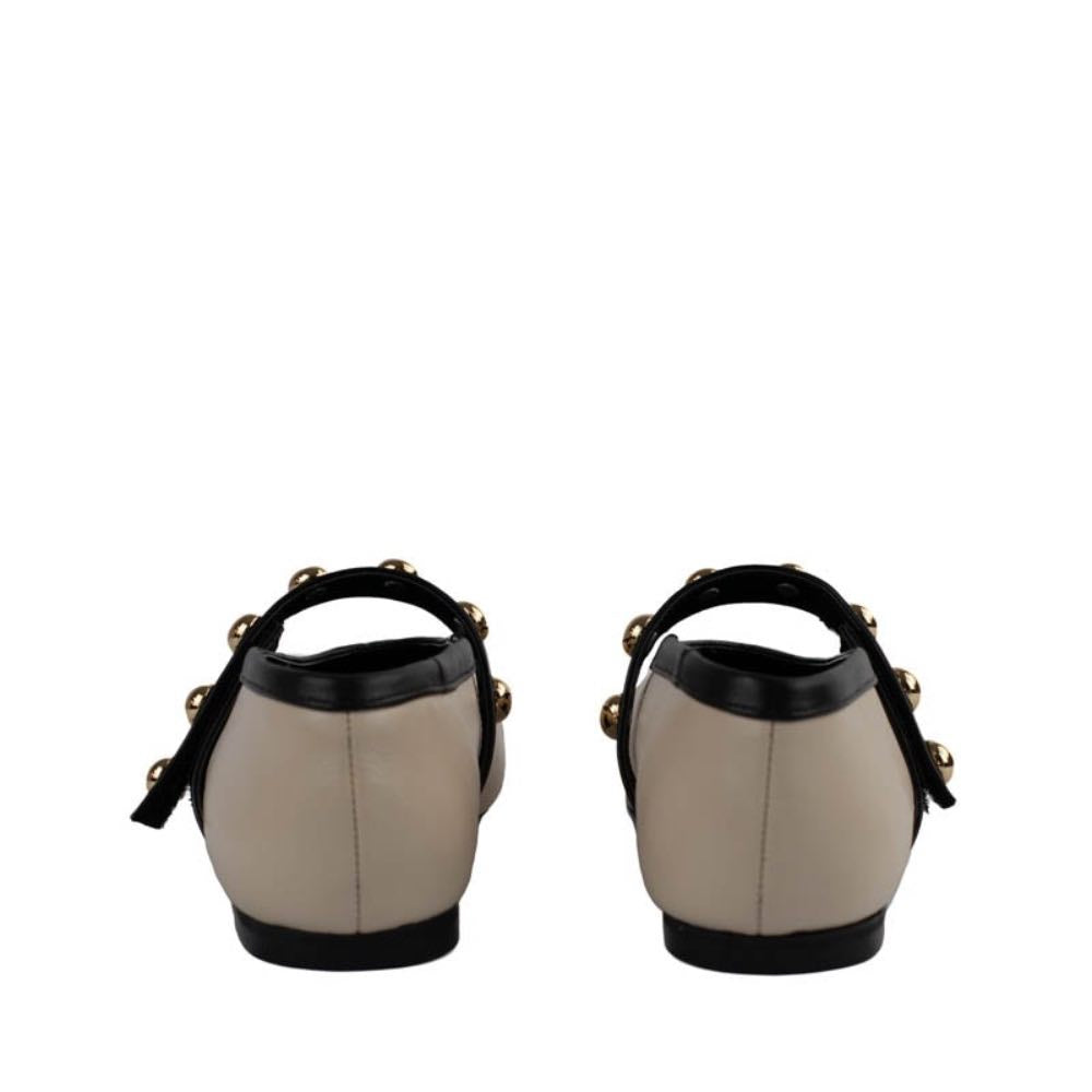 Sapatilha de Couro Cavezzale Off White/Preto 105103