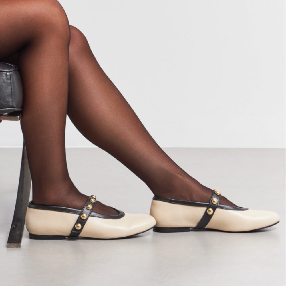 Sapatilha de Couro Cavezzale Off White/Preto 105103