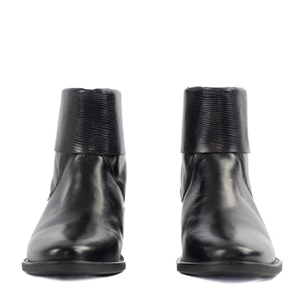 Bota de Couro Cavezzale Flow Preto Tamanho:35 105199