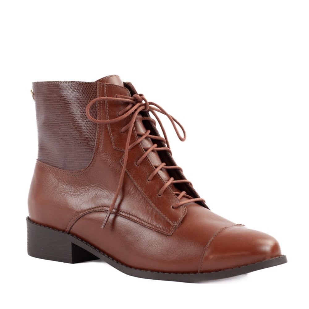 Bota de Couro Cavezzale Milano Malacara 105267