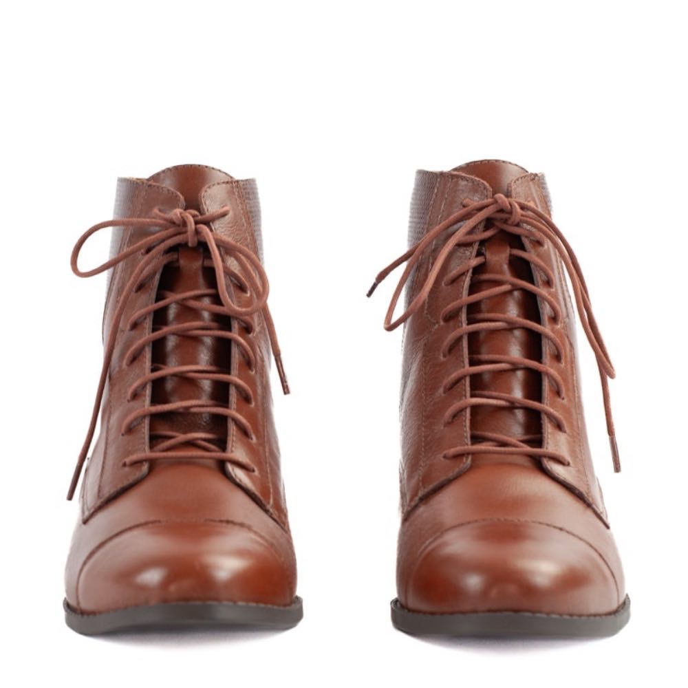 Bota de Couro Cavezzale Milano Malacara 105267