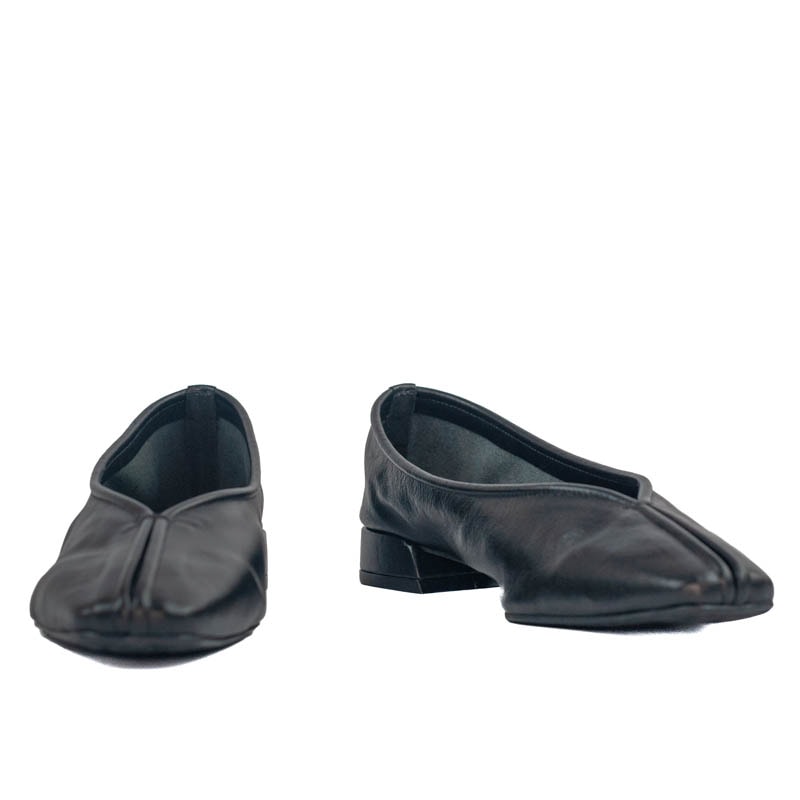 Sapatilha de Couro Veneto Cavezzale Preto 105396