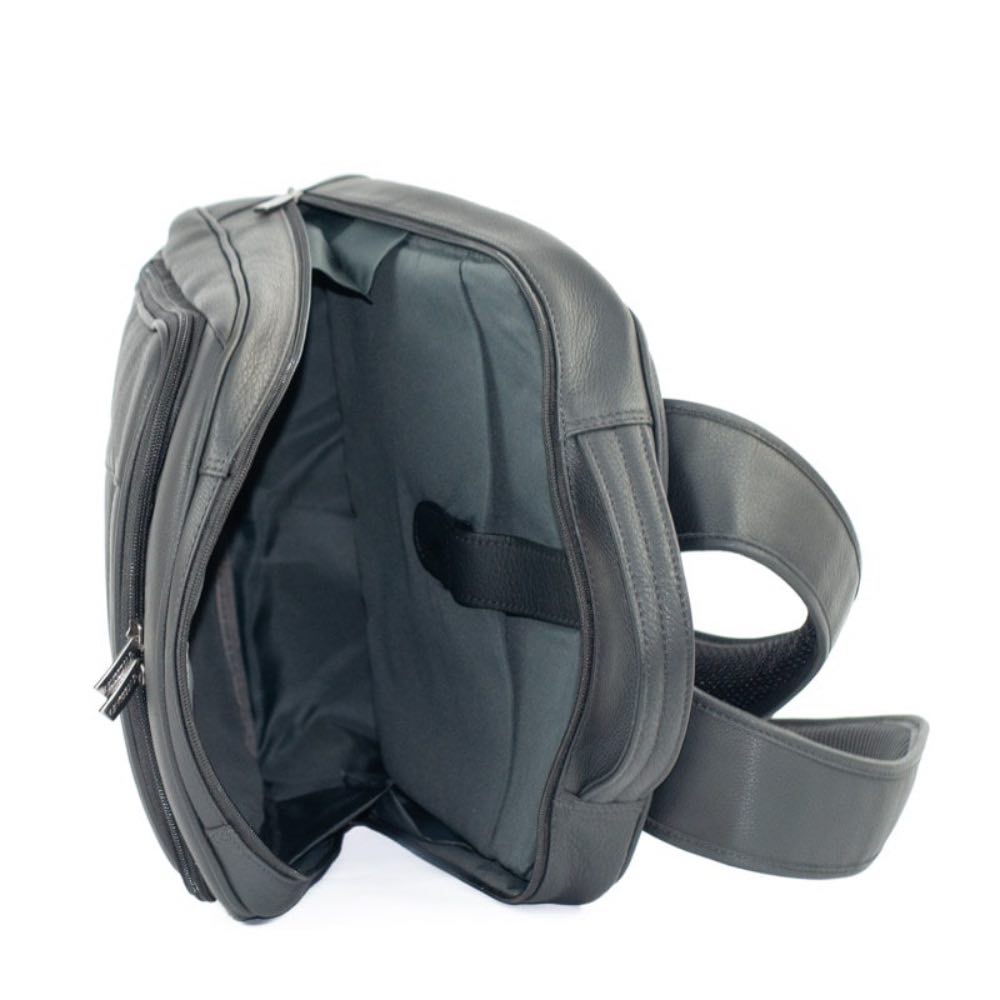 Mochila de Couro Búfalo Cavezzale Preto/Marinho 105473