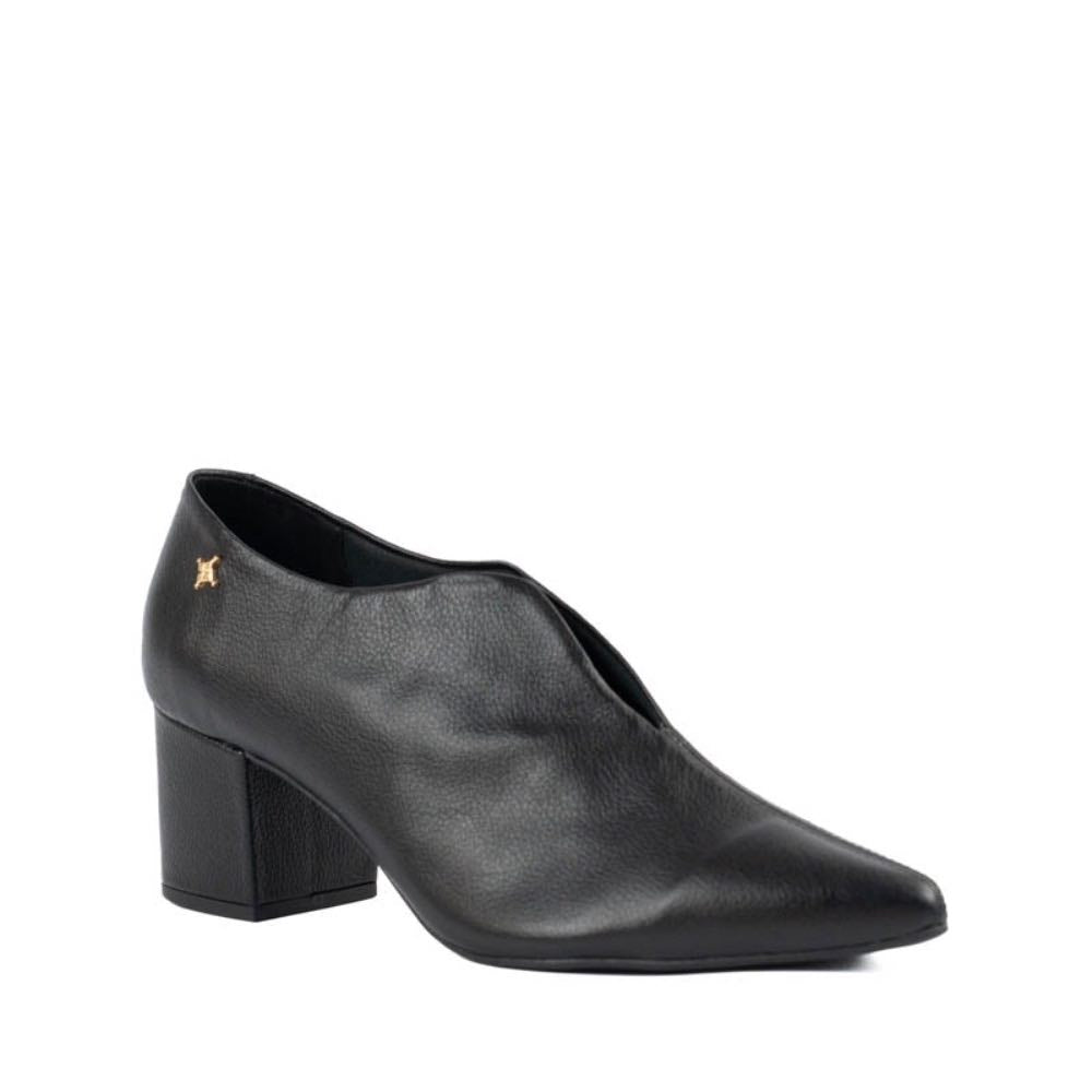 Bota Curta de Couro Cavezzale Preto 105752