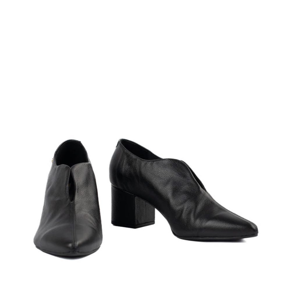Bota Curta de Couro Cavezzale Preto 105752