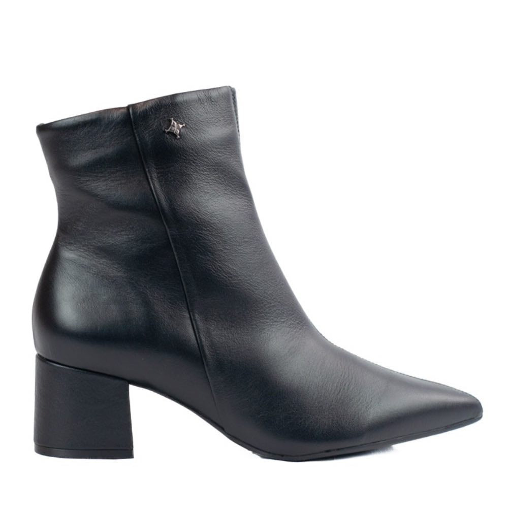Bota Curta de Couro Cavezzale Preto 105719