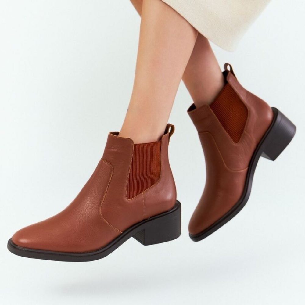 Bota Curta de Couro Cavezzale Wood 105720
