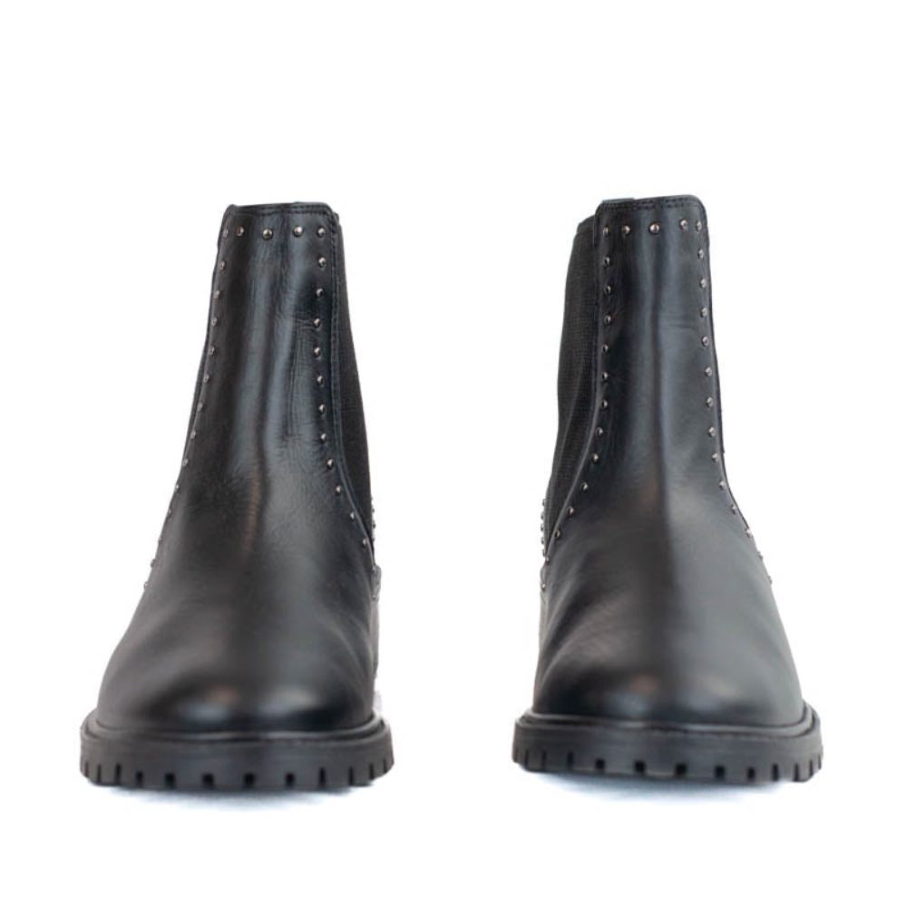 Bota Curta de Couro Veneto Cavezzale Preto 105737