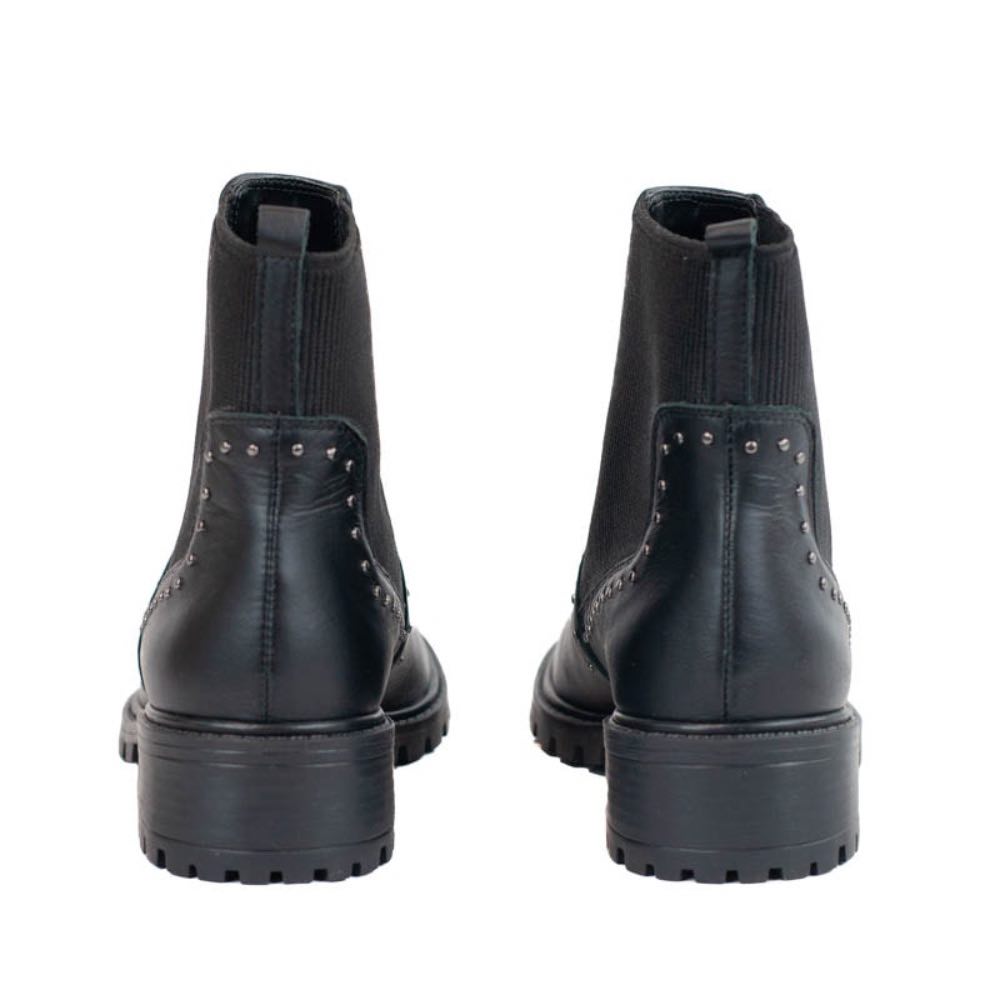 Bota Curta de Couro Veneto Cavezzale Preto 105737