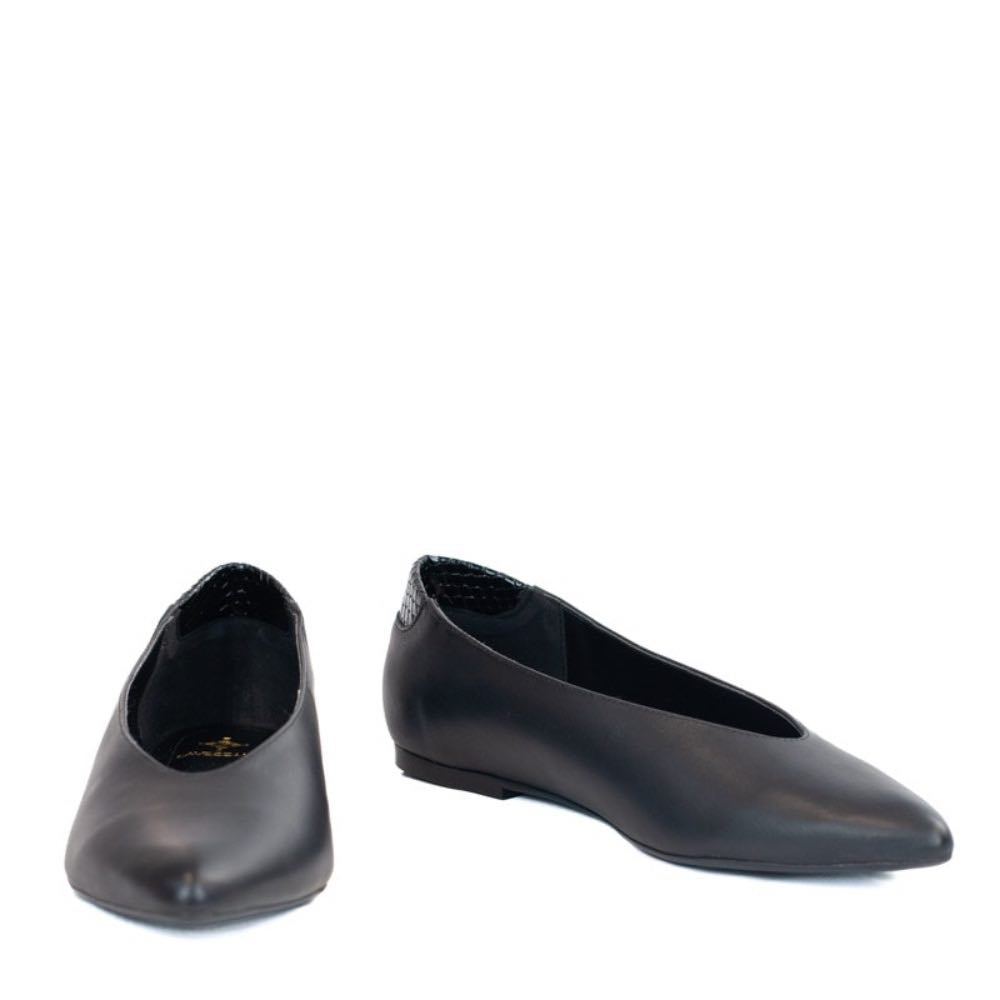 Sapatilha de Couro Atanado Cavezzale Preto 105749