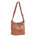 Bolsa Bucket Média de Couro Monograma Cavezzale Camel 105793