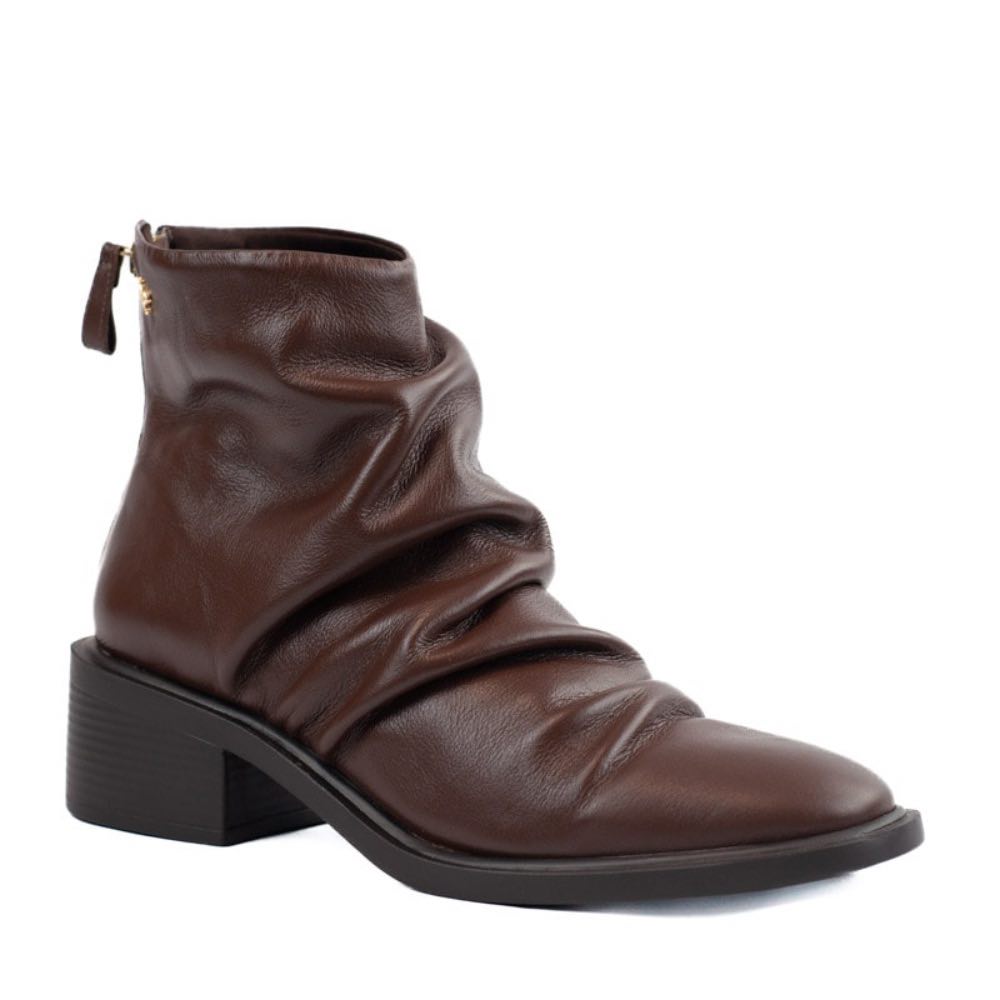 Bota de Couro Veneto Cavezzale Brown 105721