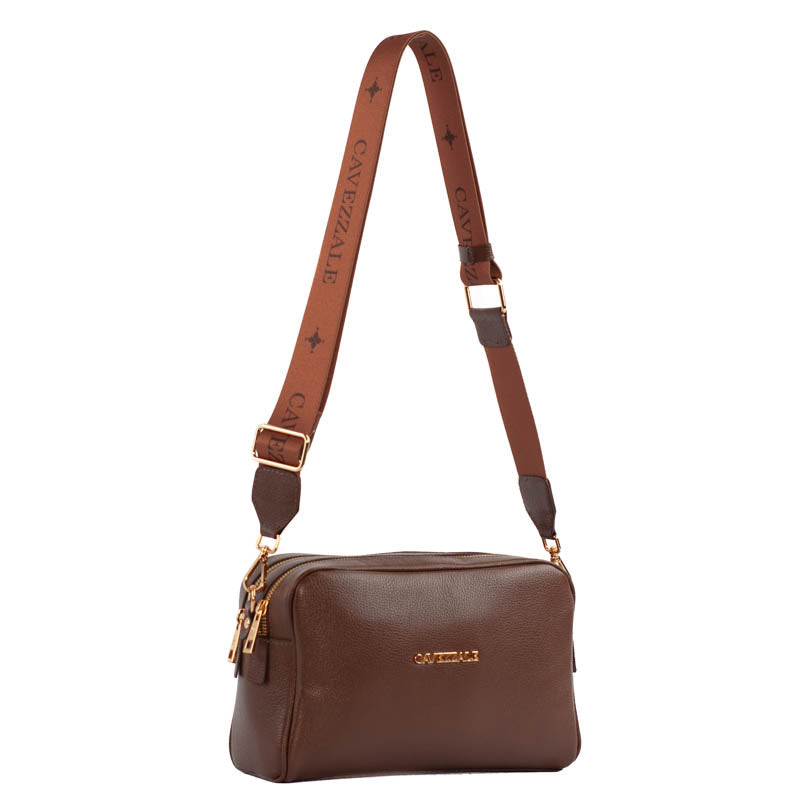 Bolsa Tiracolo Média Couro Soft Cavezzale Cacau 104768